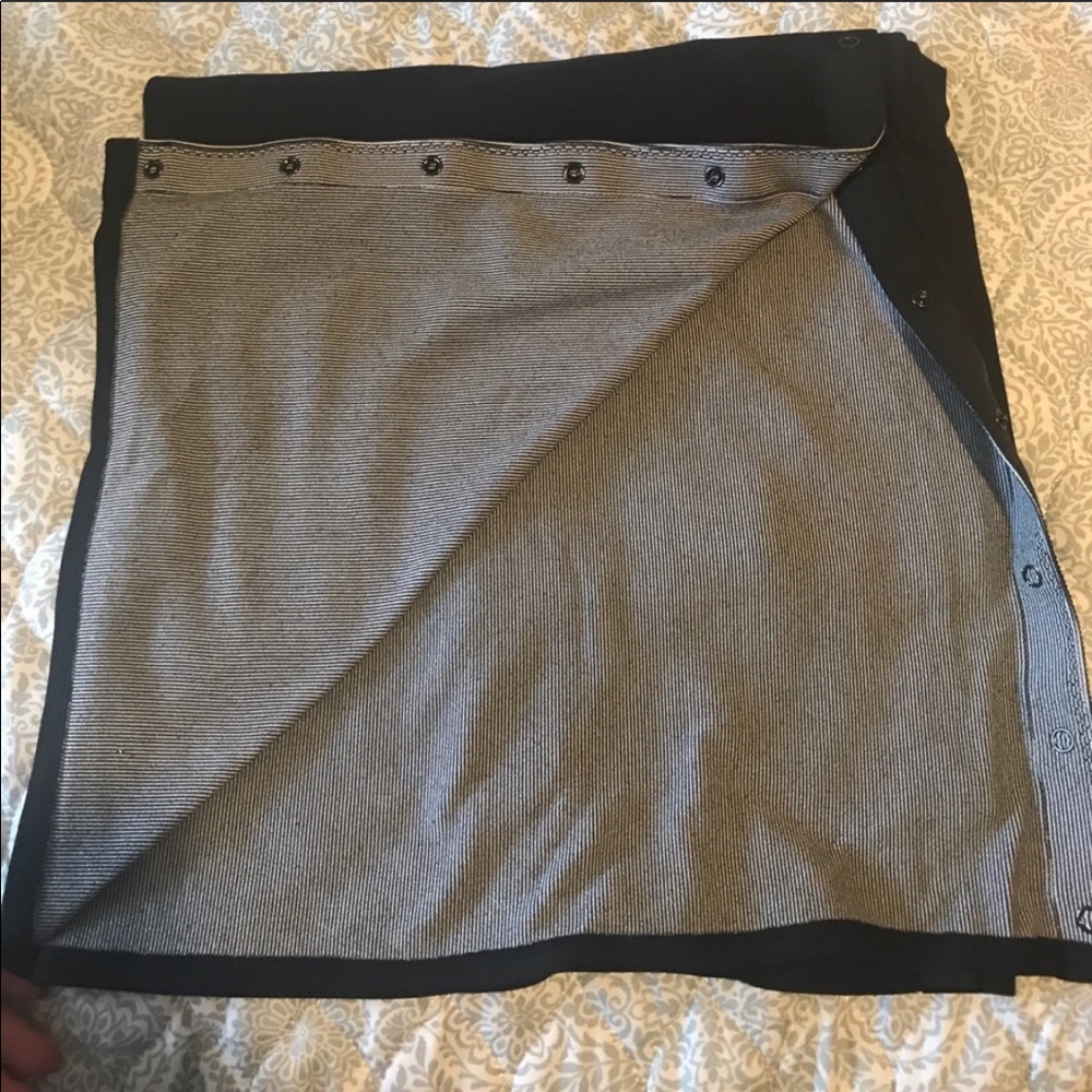 Lululemon vinyasa infinity scarf